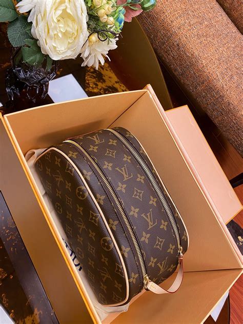 louis vuitton king size toiletry bag fake|false Louis Vuitton prints.